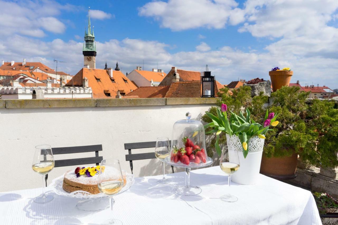 Boutique Apartments U Rolanda, Mikulasske Namesti Znojmo Eksteriør bilde